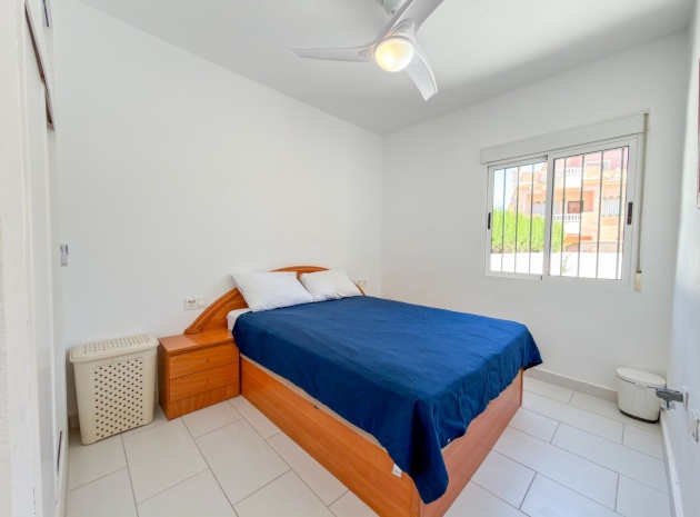 Wiederverkauf - Wohnung - Campoamor - Las Ocas