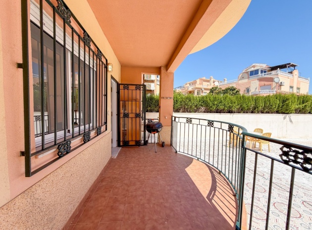 Wiederverkauf - Wohnung - Campoamor - Las Ocas