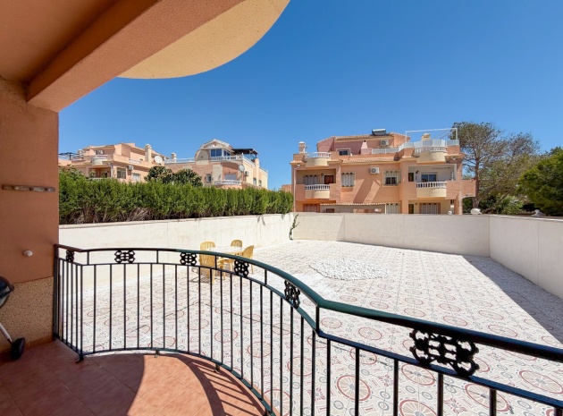 Wiederverkauf - Wohnung - Campoamor - Las Ocas