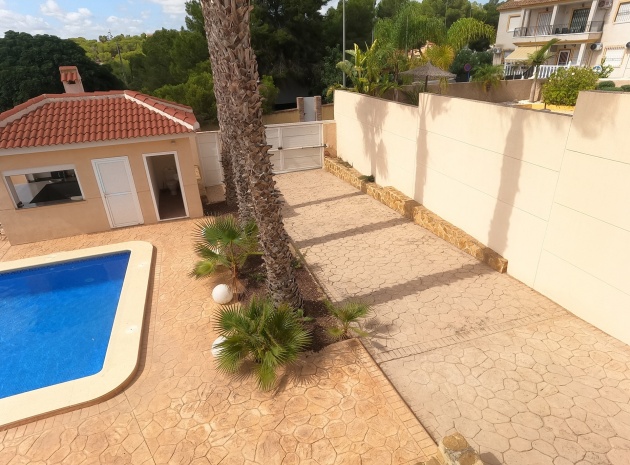 Resale - Villa - Algorfa