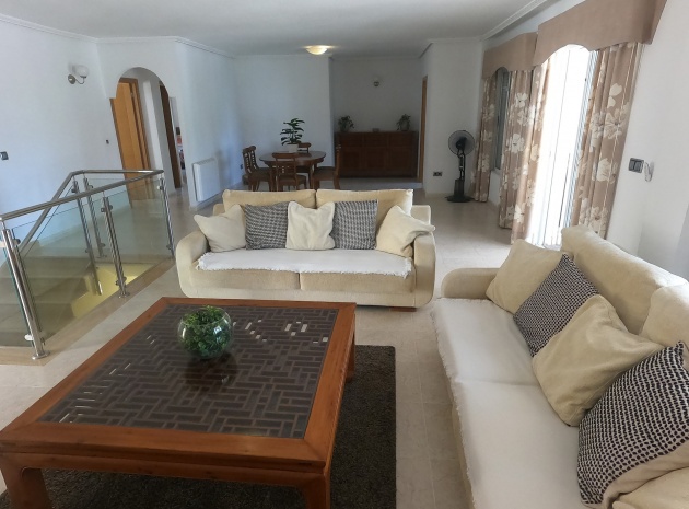 Resale - Villa - Algorfa