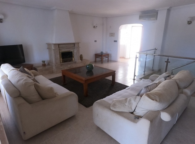 Resale - Villa - Algorfa