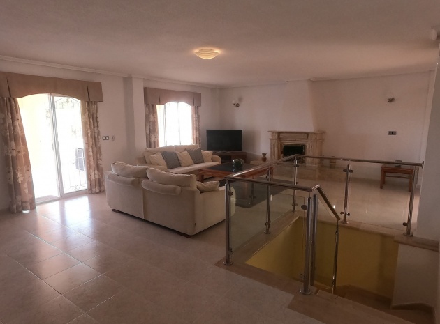 Resale - Villa - Algorfa