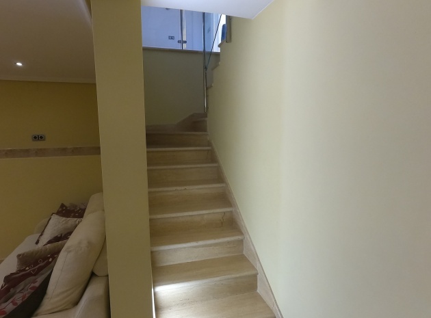 Resale - Villa - Algorfa
