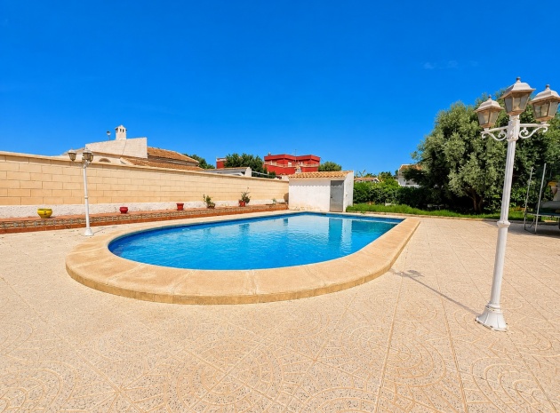 Wiederverkauf - Villa - Torrevieja - La Siesta