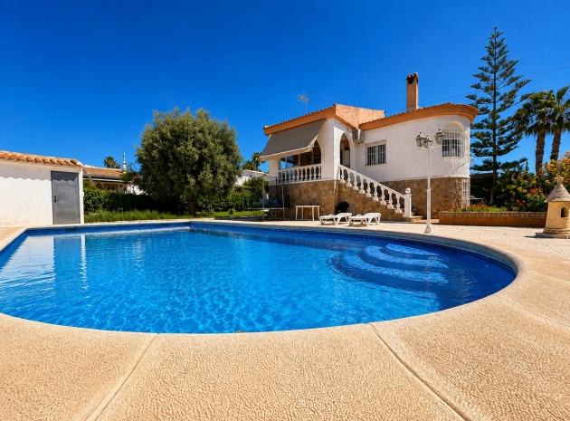 Wiederverkauf - Villa - Torrevieja - La Siesta