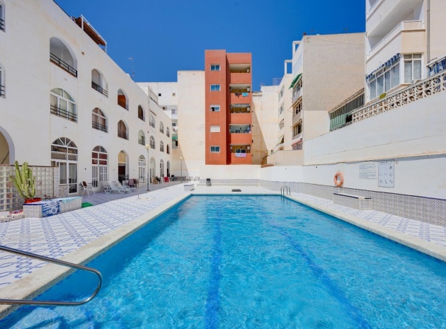 Återförsäljning - Lägenhet - Torrevieja - Playa Del Cura
