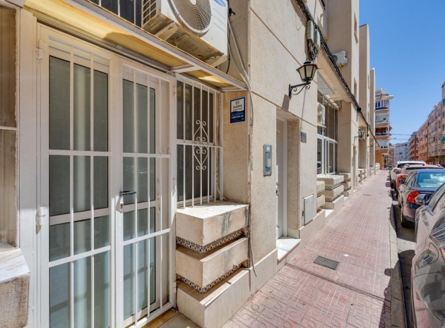 Återförsäljning - Lägenhet - Torrevieja - Playa Del Cura