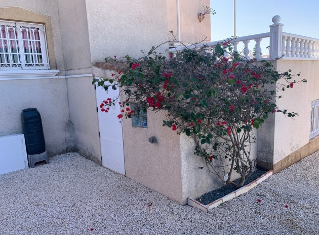Återförsäljning - Villa - Orihuela - Villamartin