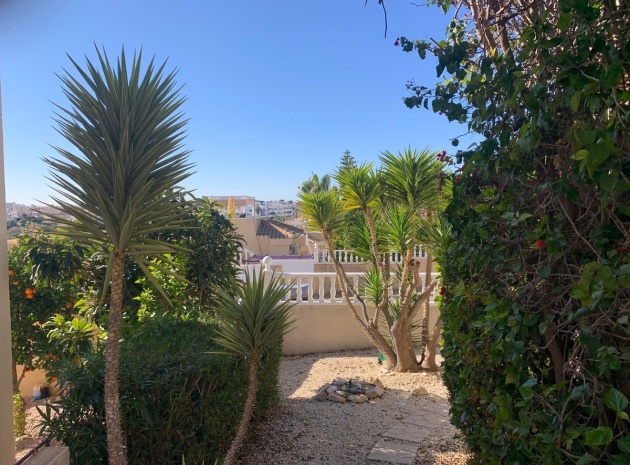 Återförsäljning - Villa - Orihuela - Villamartin