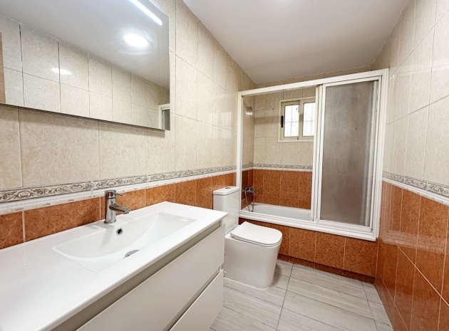 Wederverkoop - Appartement - Torrevieja - Torrevieja Centro