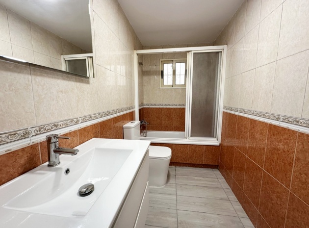 Wederverkoop - Appartement - Torrevieja - Torrevieja Centro