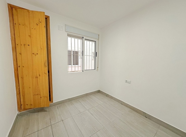 Wederverkoop - Appartement - Torrevieja - Torrevieja Centro