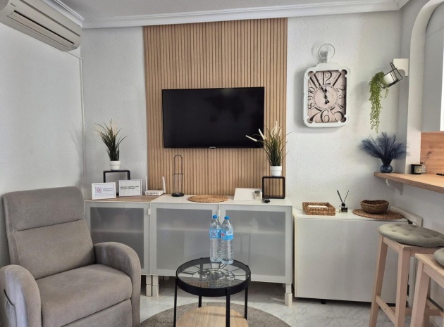 Resale - Apartment - Torrevieja - La Mata