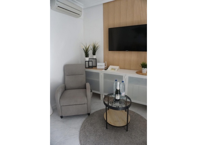 Resale - Apartment - Torrevieja - La Mata