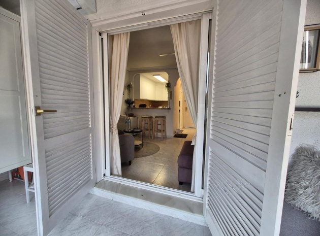 Resale - Apartment - Torrevieja - La Mata