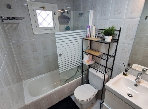 Resale - Apartment - Torrevieja - La Mata