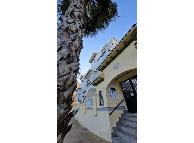 Resale - Apartment - Torrevieja - La Mata