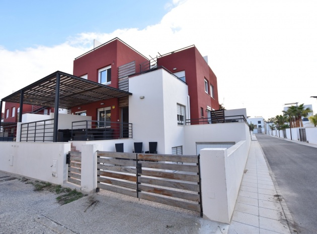 Återförsäljning - Villa - Algorfa - La Finca Golf Resort