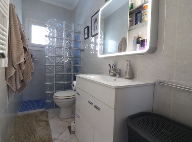 Resale - Villa - Villamartin - el presidente