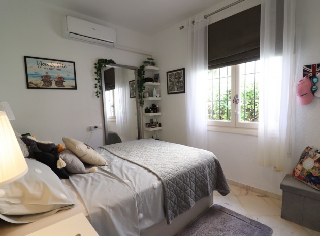Resale - Villa - Villamartin - el presidente
