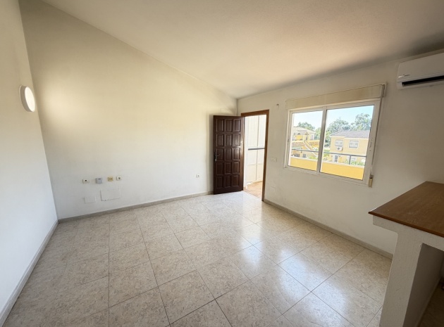 Resale - Apartment - Villamartin - lomas del golf