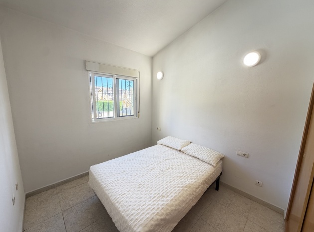 Resale - Apartment - Villamartin - lomas del golf
