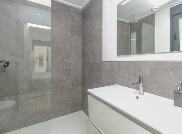 Wiederverkauf - Villa - Los Montesinos - La Herrada