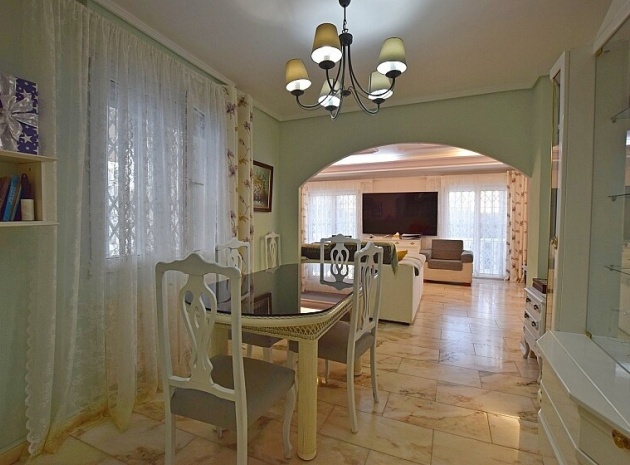 Wiederverkauf - Villa - Torrevieja - Torrevieja Centro