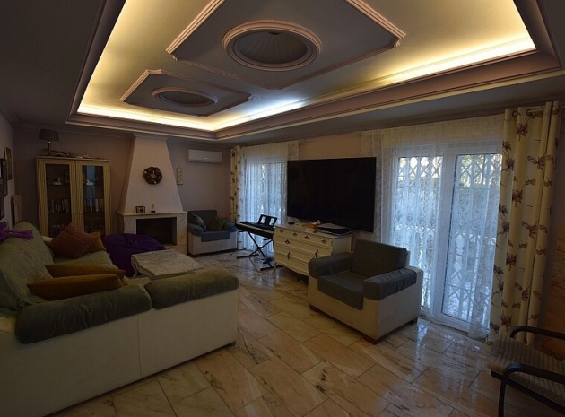 Wiederverkauf - Villa - Torrevieja - Torrevieja Centro