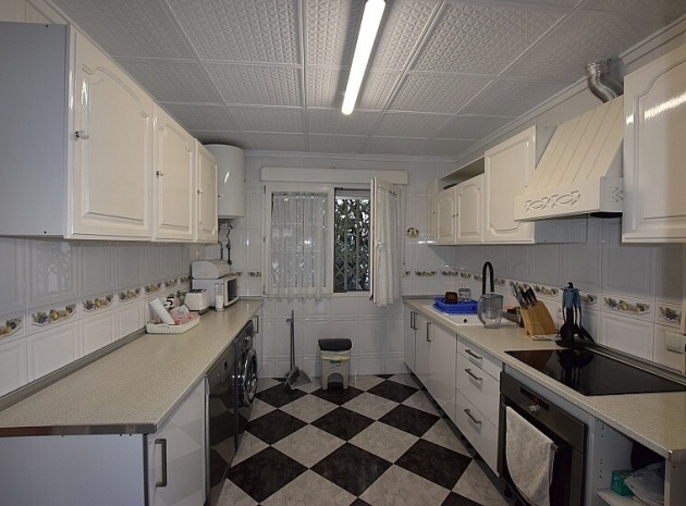 Wiederverkauf - Villa - Torrevieja - Torrevieja Centro