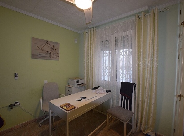 Wiederverkauf - Villa - Torrevieja - Torrevieja Centro