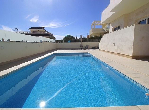 Wiederverkauf - Villa - Orihuela - La Zenia