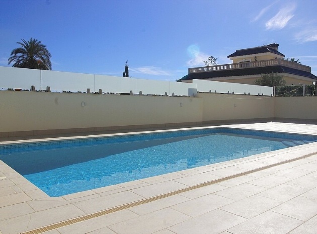 Wiederverkauf - Villa - Orihuela - La Zenia