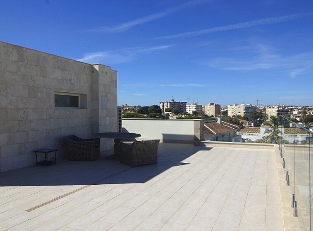 Wiederverkauf - Villa - Orihuela - La Zenia