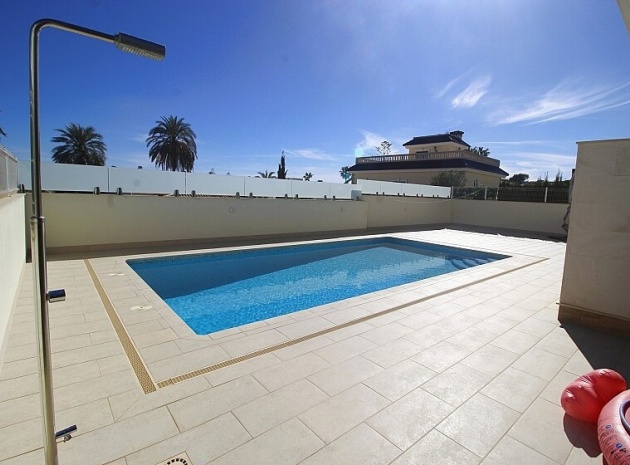 Wiederverkauf - Villa - Orihuela - La Zenia