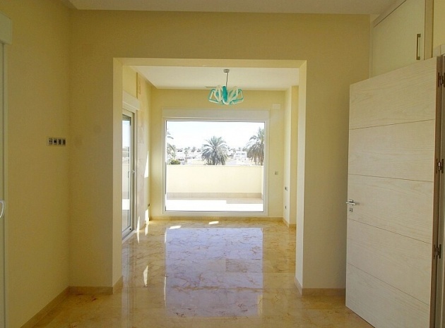 Wiederverkauf - Villa - Orihuela - La Zenia