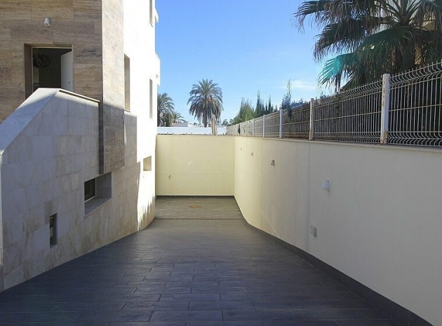 Wiederverkauf - Villa - Orihuela - La Zenia