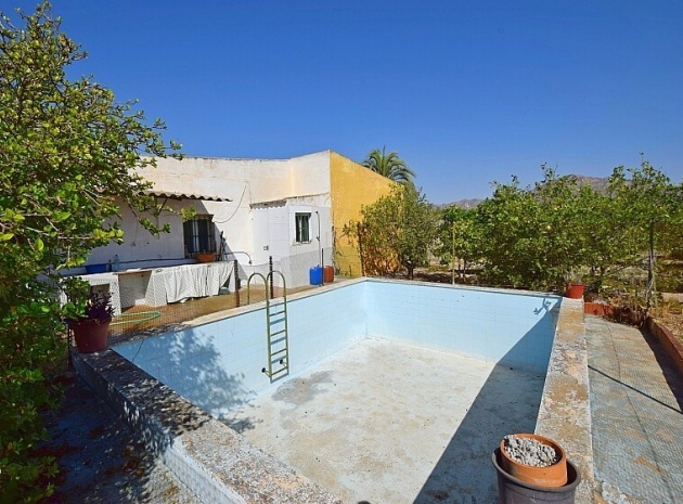 Resale - Villa - Albatera - Albatera Centro