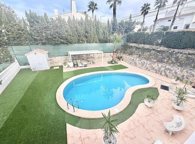 Wiederverkauf - Villa - Orihuela - Villamartin