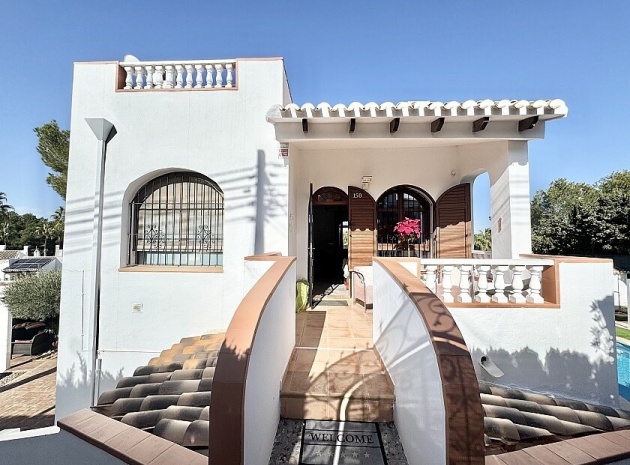 Wiederverkauf - Villa - Orihuela - Villamartin