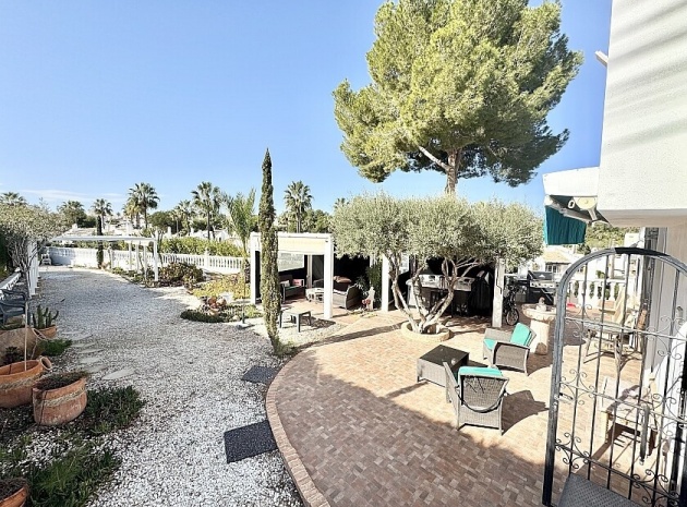 Wiederverkauf - Villa - Orihuela - Villamartin