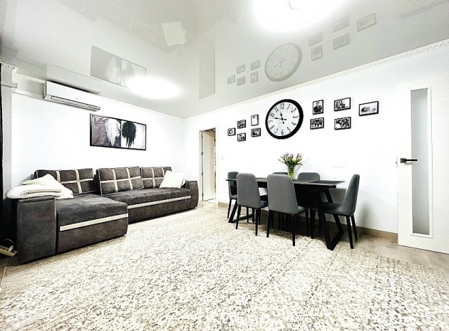 Wiederverkauf - Wohnung - Torrevieja - Torrevieja Centro