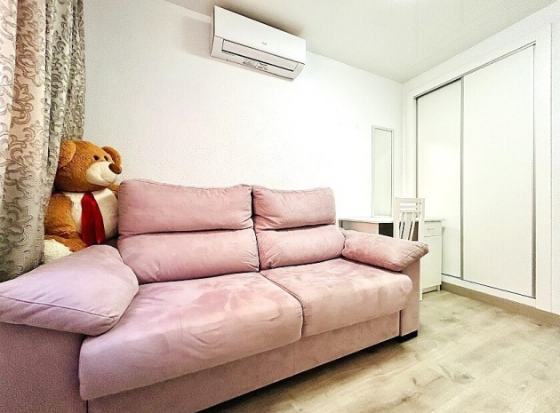 Wiederverkauf - Wohnung - Torrevieja - Torrevieja Centro