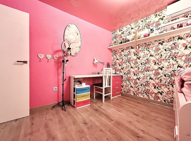 Wiederverkauf - Wohnung - Torrevieja - Torrevieja Centro