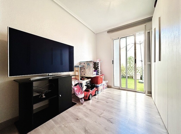 Wiederverkauf - Wohnung - Torrevieja - Torrevieja Centro