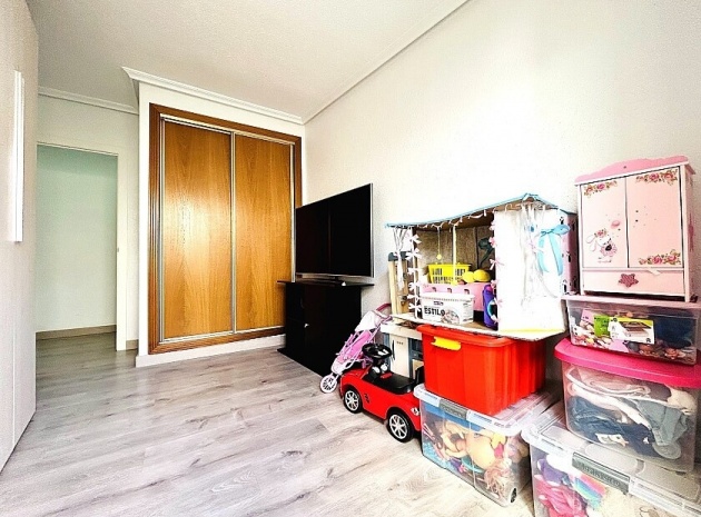 Wiederverkauf - Wohnung - Torrevieja - Torrevieja Centro