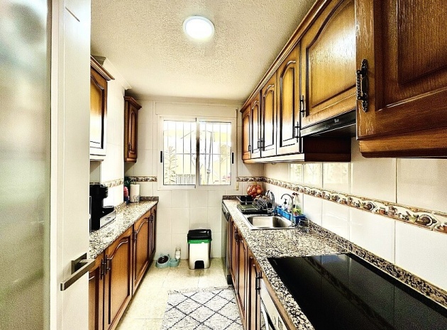 Wiederverkauf - Wohnung - Torrevieja - Torrevieja Centro