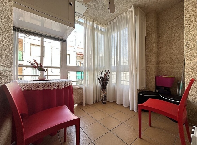 Revente - Appartement - Torrevieja - Torrevieja Centro