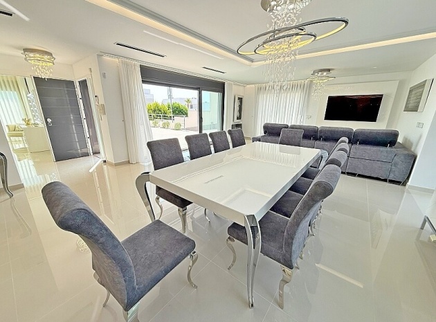 Wiederverkauf - Villa - San Miguel de Salinas - San Miguel de Salinas Centro